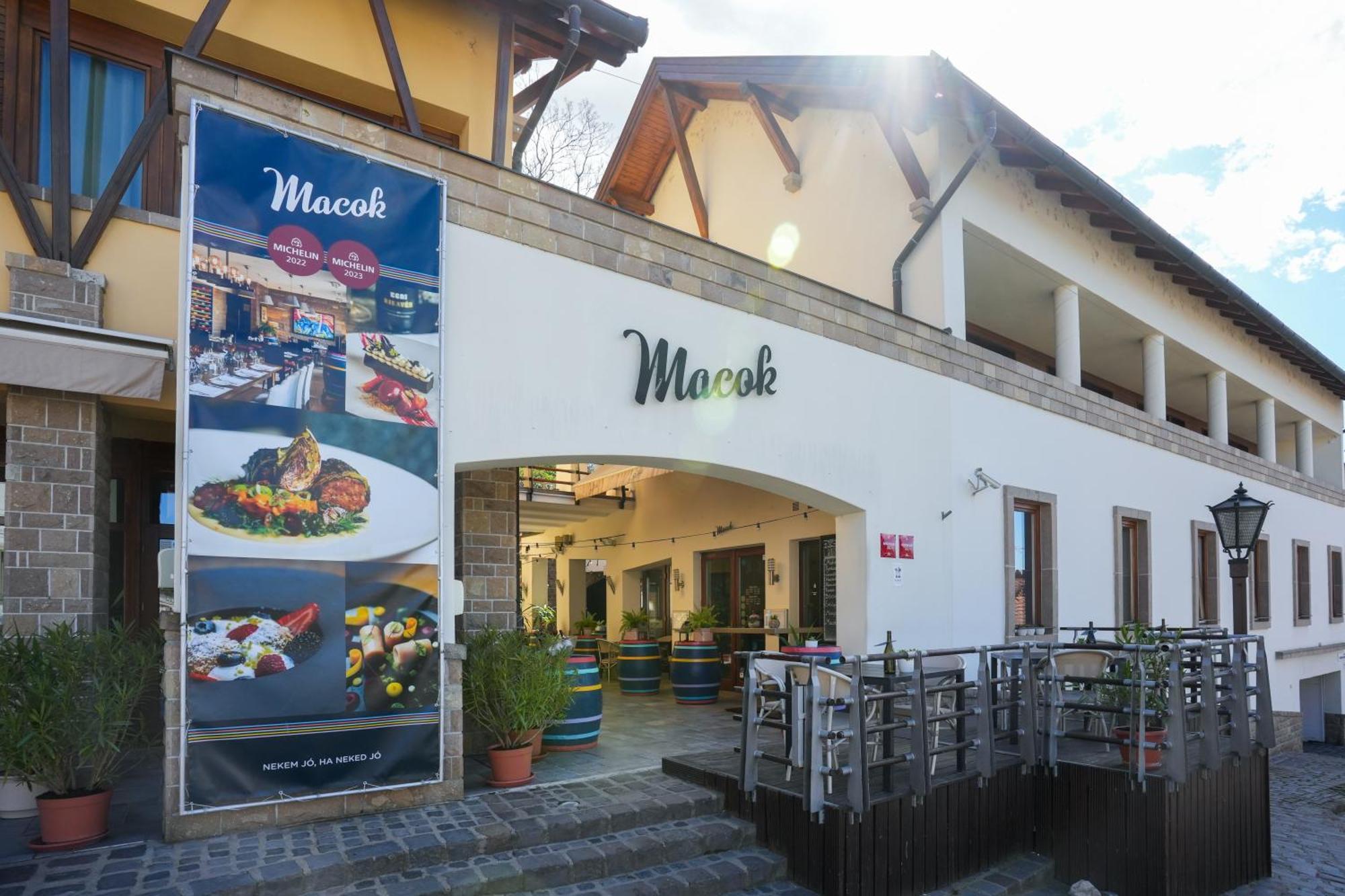 Imola Udvarház Dessert Hotel Eger Exterior foto