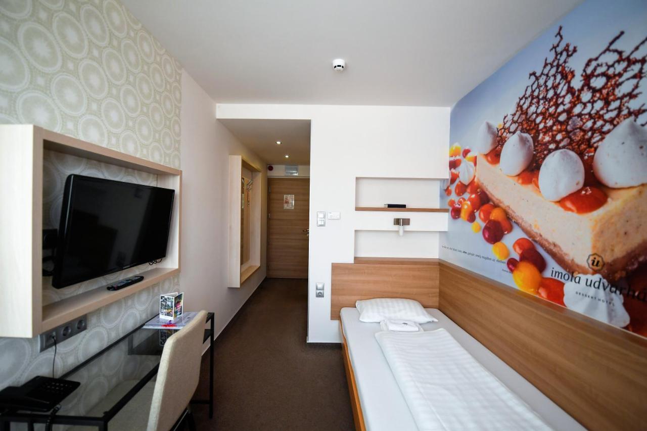 Imola Udvarház Dessert Hotel Eger Exterior foto